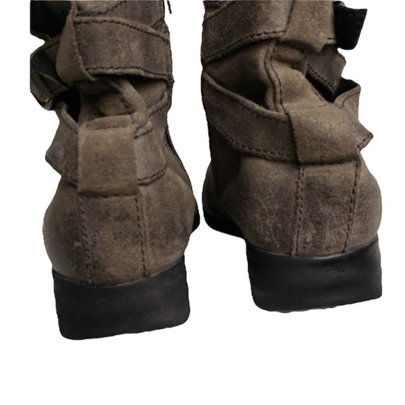 Born leather ankle booties, 8.5 - Picture 4 of 5